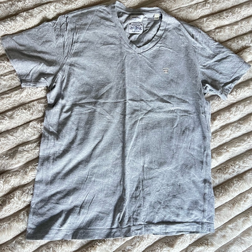 Diesel Men's Grey V-Neck Shirt M